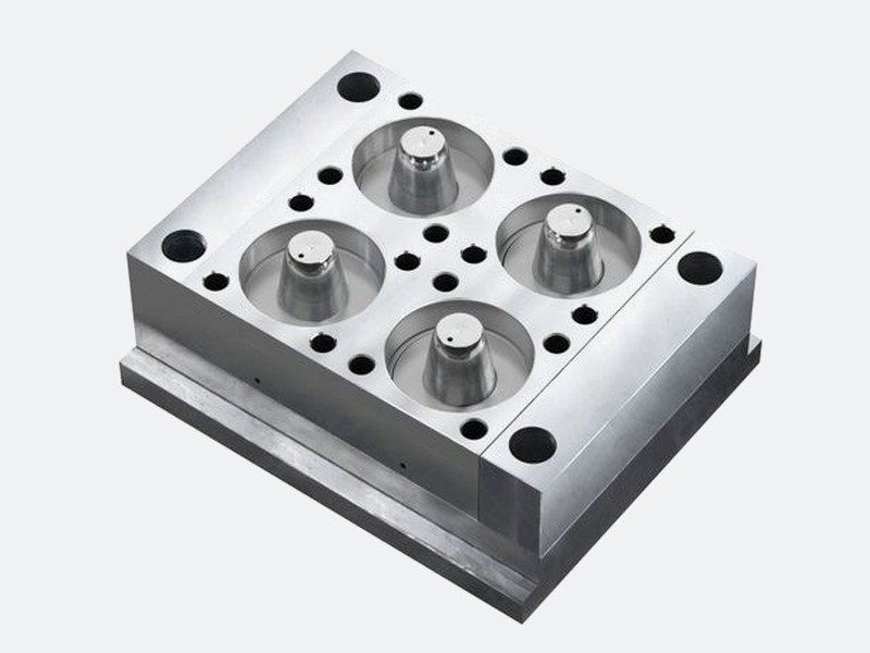 Four-cavity injection mold example