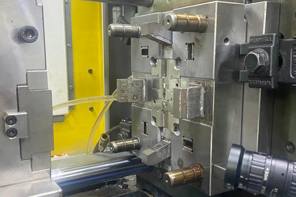 LCP/PBT Precision Mold Mold — mold