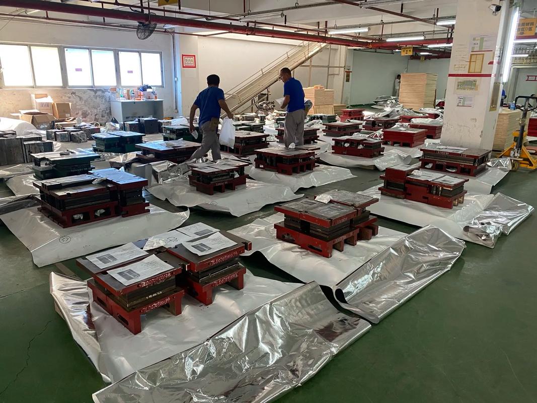 Injection mold prepared for international shipping