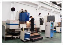 Plastic Injection Molding Machine